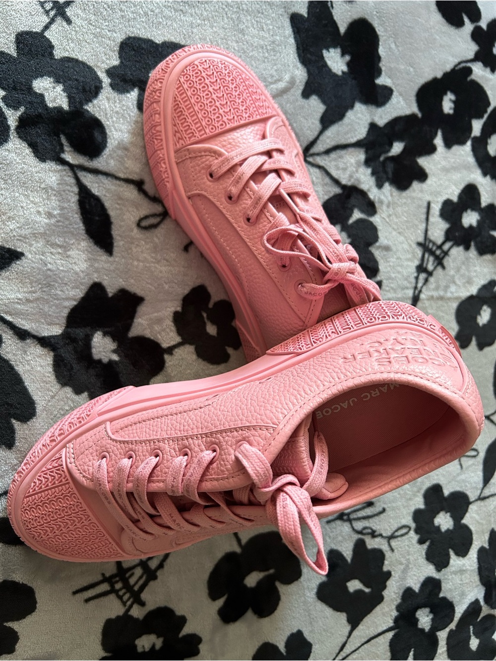 Marc Jacobs The Leather Sneaker Ribbon Pink Low Top Sneakers Size EU40/US10